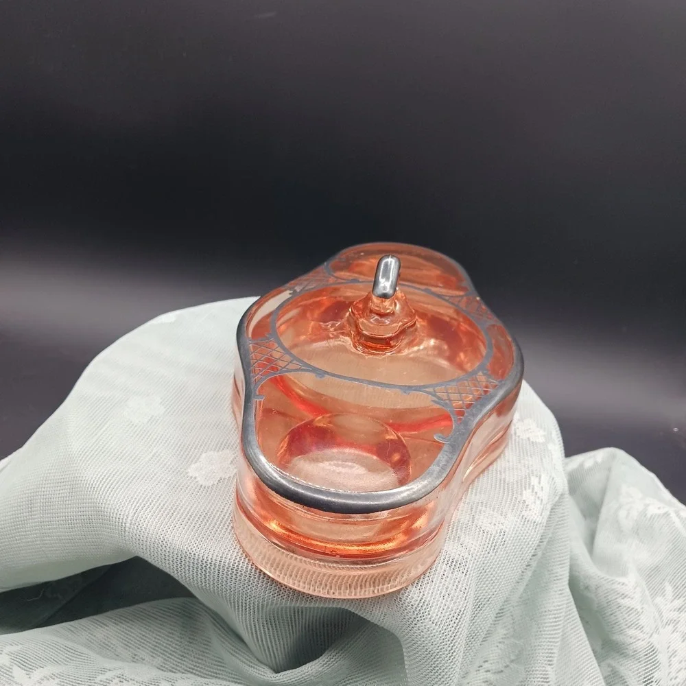 Cambridge Pink Depression Glass Vanity Holder Dresser Compact Silver Overlay lid